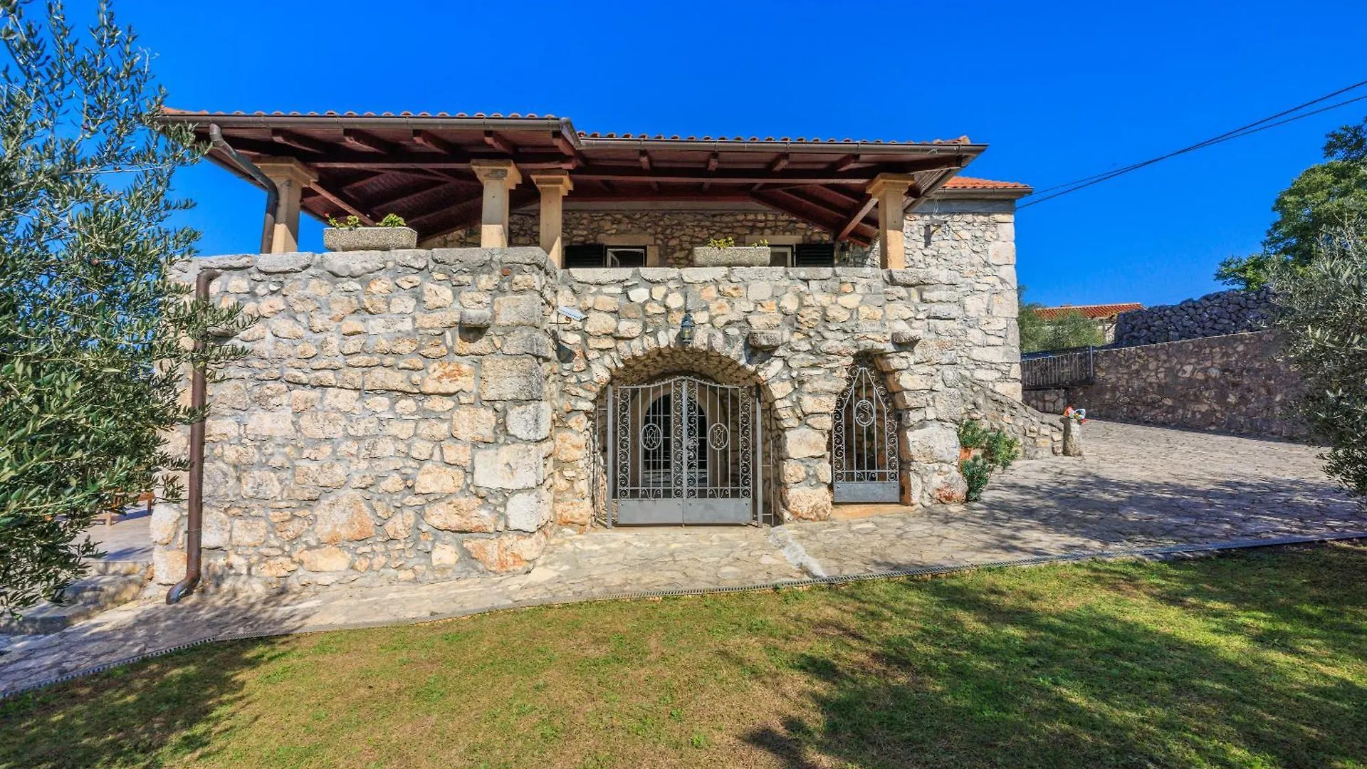 Villa Karlo - Sabljici - Island Of Krk - Traditional Stone Villa With Pool Sveti Anton  Sveti Anton (Krk)