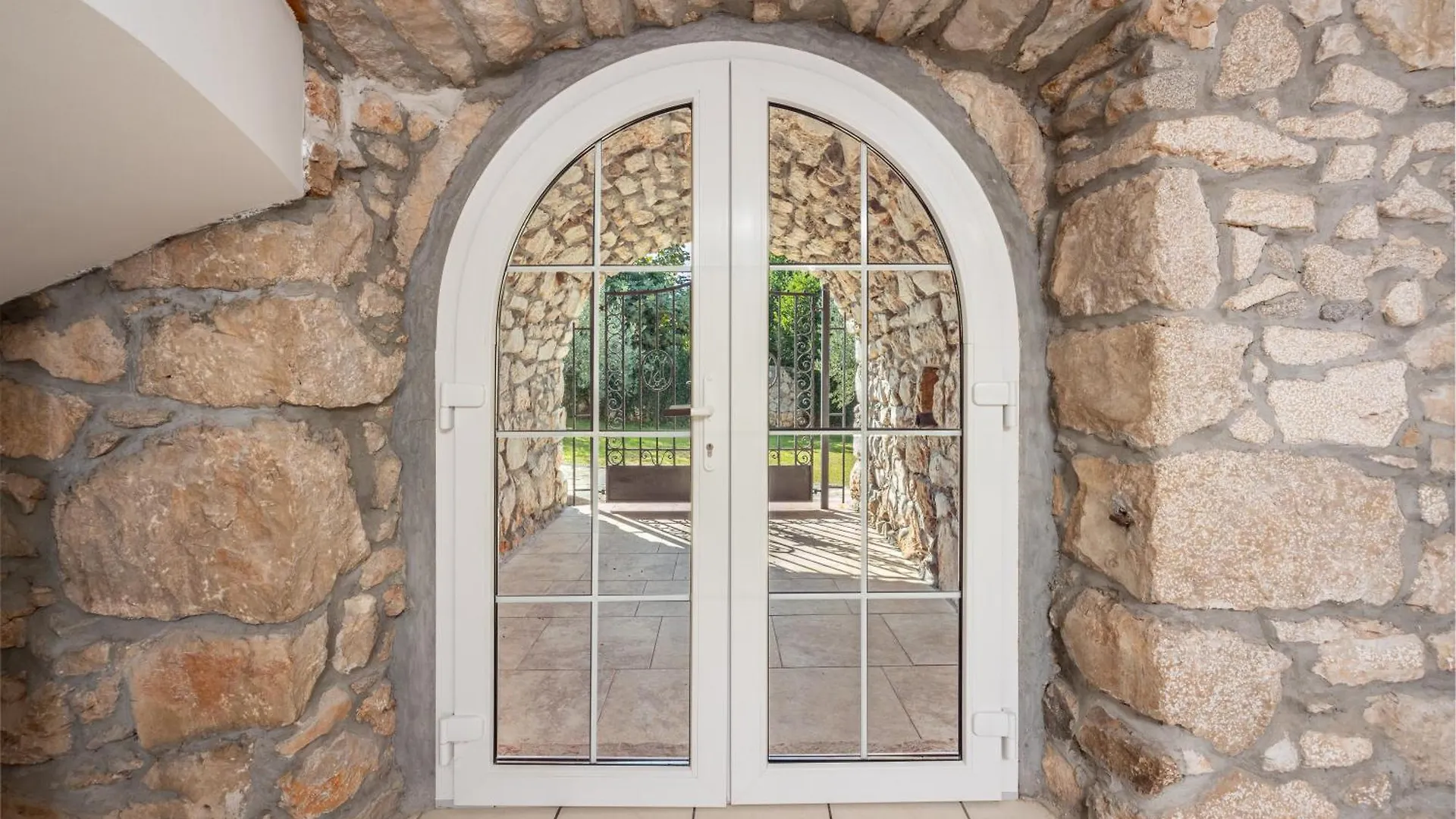 Villa Karlo - Sabljici - Island Of Krk - Traditional Stone Villa With Pool Sveti Anton